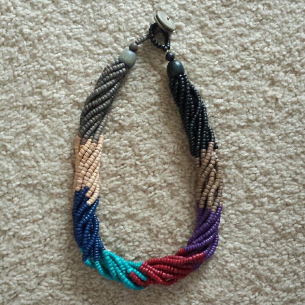 Woman's accent piece